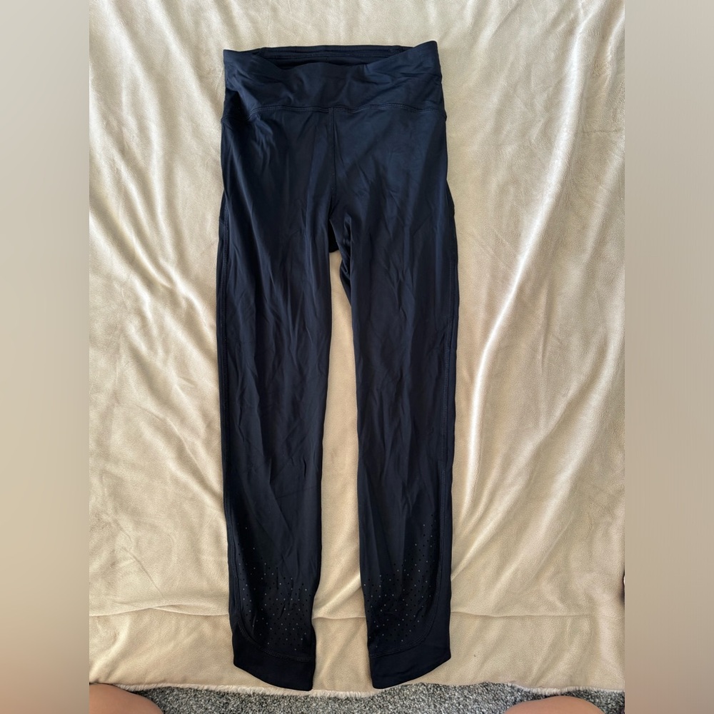 Lululemon Align Leggings with design at bottoms and top pocket